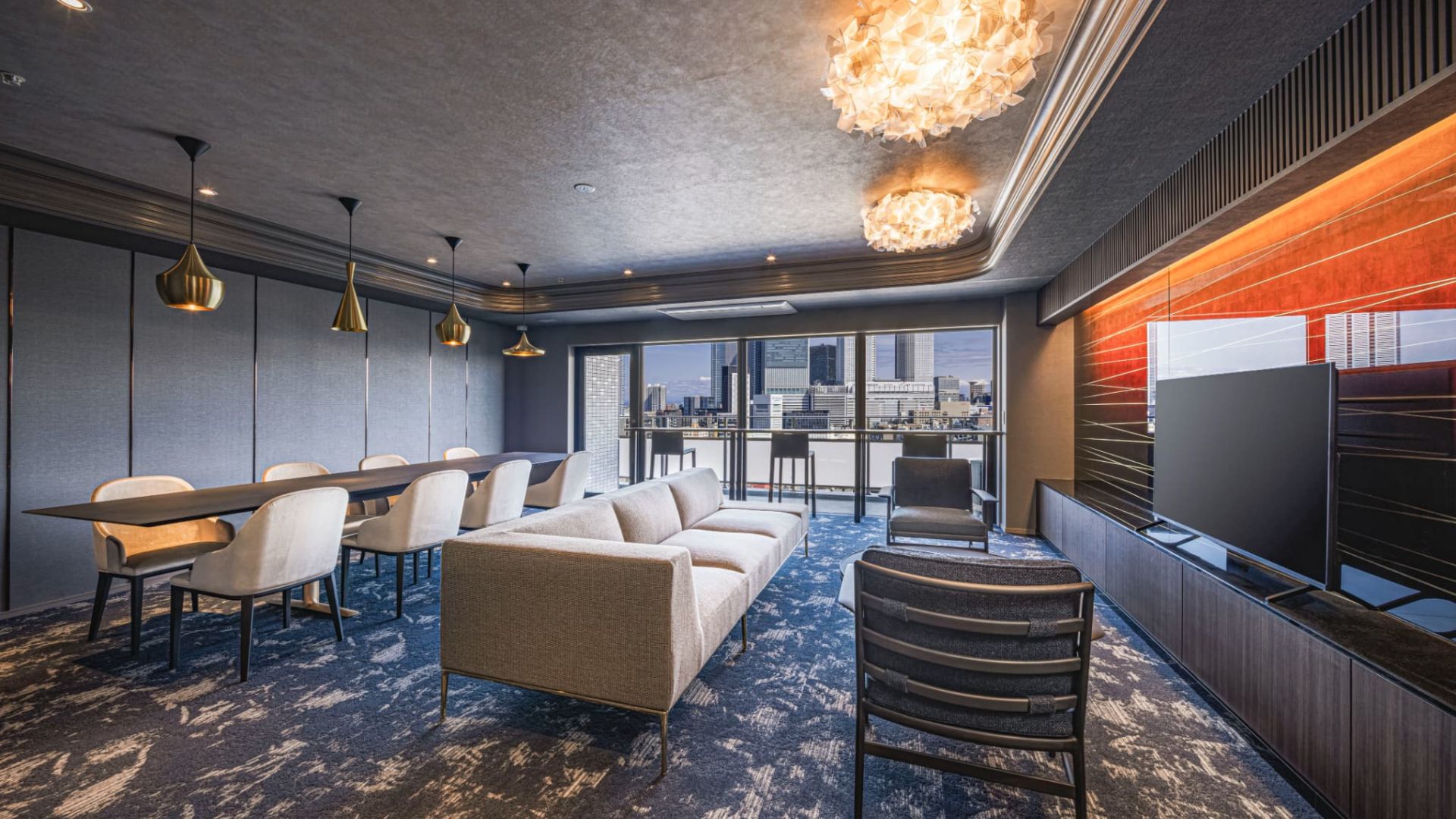 Sky Lounge ของ Linear Gate Tower Nagoya พื้นที่ส่วนกลางหรู วิวเมืองมุมสูง